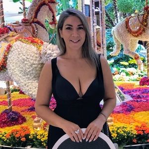 Meet your Posher, Ann